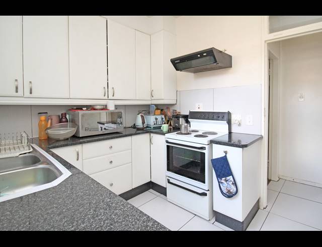 3 BEDROOM APARTMENT FOR SALE IN BLACKHEATH